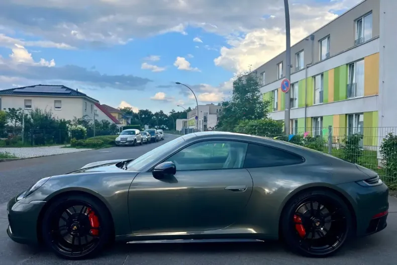 Porsche 992 din 2023 cu 34.000 km - oferta POR174473 - foto 4