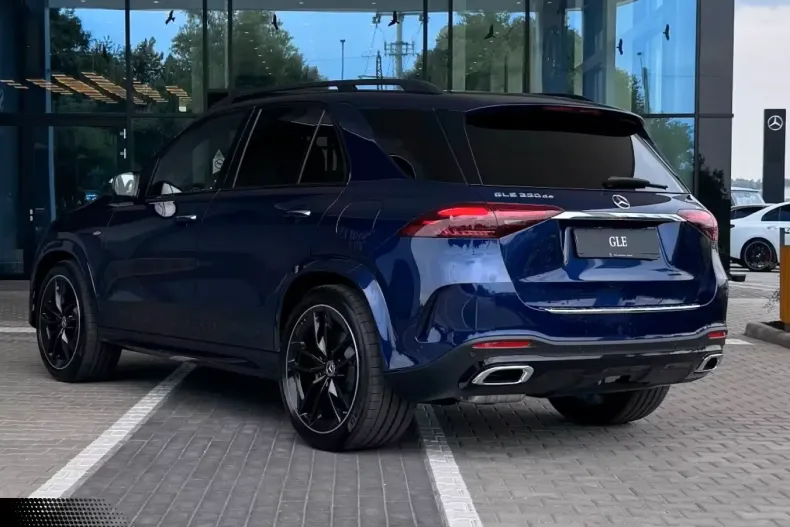 Mercedes-Benz GLE 350 din 2026 cu 3 km - oferta MER174476 - foto 4