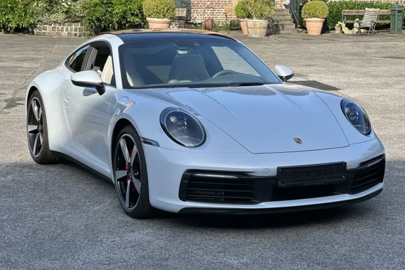 Porsche 992 din 2024 cu 3.150 km - oferta POR174478 - foto 6