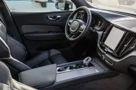 Volvo XC60 din 2024 cu 14.700 km - oferta VOL174479 - foto 4