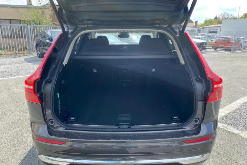 Volvo XC60 din 2023 cu 35.000 km - oferta VOL174480 - foto 6