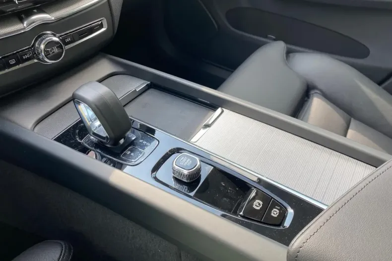 Volvo XC60 din 2023 cu 35.000 km - oferta VOL174480 - foto 14