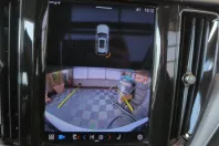 Volvo XC60 din 2023 cu 36.095 km - oferta VOL174484 - foto 8