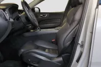 Volvo XC60 din 2023 cu 36.095 km - oferta VOL174484 - foto 11