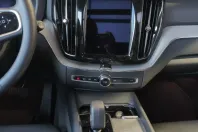 Volvo XC60 din 2023 cu 36.095 km - oferta VOL174484 - foto 13