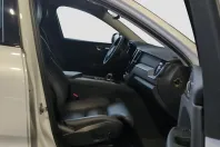 Volvo XC60 din 2023 cu 36.095 km - oferta VOL174484 - foto 16