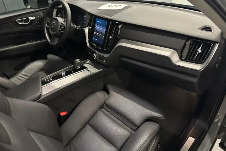 Volvo XC60 din 2023 cu 53.000 km - oferta VOL174485 - foto 11