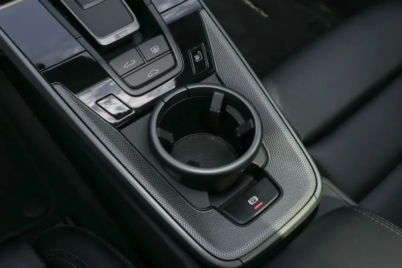 Porsche 992 din 2024 cu 14.800 km - oferta POR174486 - foto 26