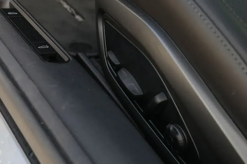 Porsche 992 din 2024 cu 14.800 km - oferta POR174486 - foto 33