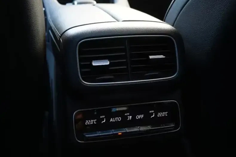 Mercedes-Benz GLE 450 din 2026 cu 50 km - oferta MER174488 - foto 16