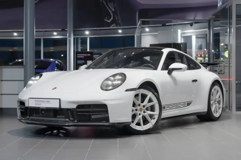 Porsche 911 din 2025 cu 23.000 km - oferta POR174499 - foto 1