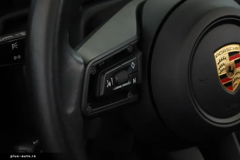 Porsche 992 din 2024 cu 34.300 km - oferta POR174502 - foto 6