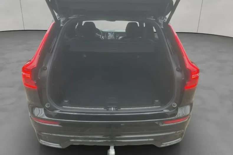 Volvo XC60 din 2024 cu 14.272 km - oferta VOL174504 - foto 4