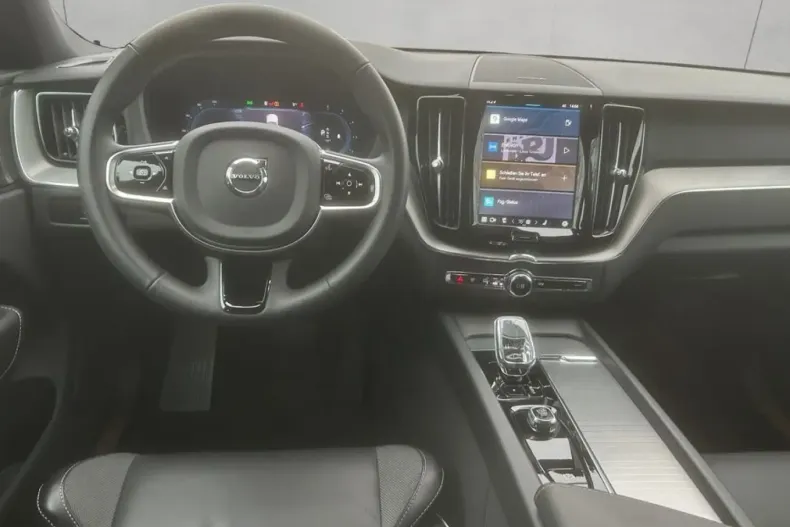 Volvo XC60 din 2024 cu 14.272 km - oferta VOL174504 - foto 10