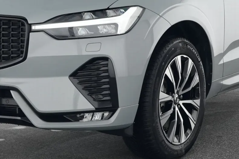 Volvo XC60 din 2023 cu 21.500 km - oferta VOL174505 - foto 9