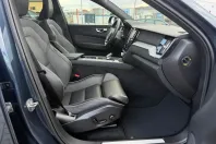 Volvo XC60 din 2023 cu 46.732 km - oferta VOL174507 - foto 13