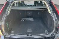 Volvo XC60 din 2024 cu 9.952 km - oferta VOL174508 - foto 4