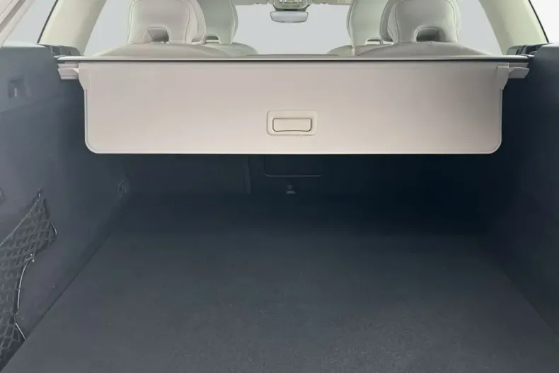 Volvo XC60 din 2024 cu 6.517 km - oferta VOL174511 - foto 9