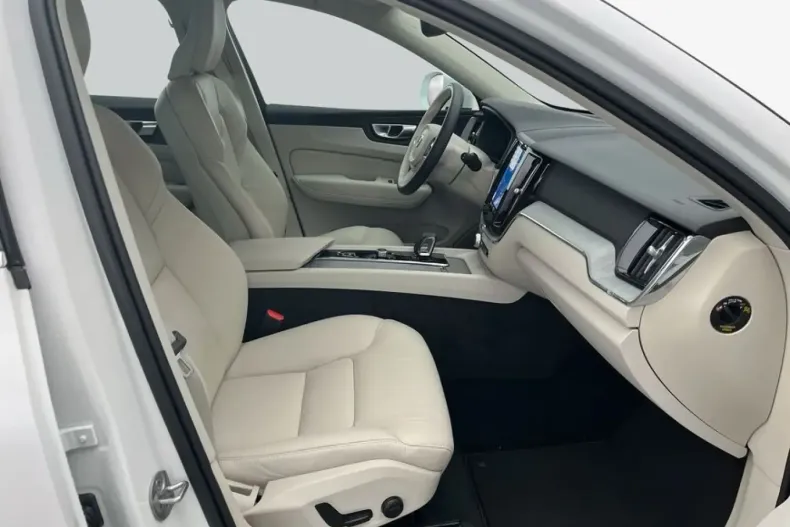 Volvo XC60 din 2024 cu 6.517 km - oferta VOL174511 - foto 13