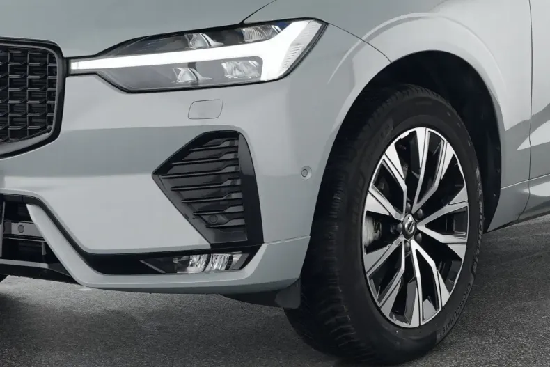 Volvo XC60 din 2023 cu 20.810 km - oferta VOL174518 - foto 9