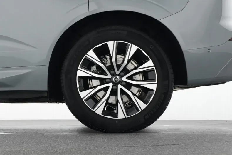 Volvo XC60 din 2023 cu 20.810 km - oferta VOL174518 - foto 21