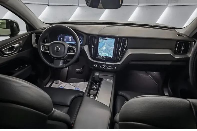Volvo XC60 din 2023 cu 17.938 km - oferta VOL174520 - foto 7