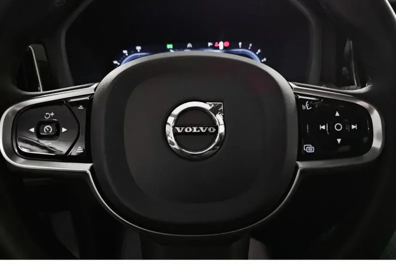 Volvo XC60 din 2023 cu 17.938 km - oferta VOL174520 - foto 10