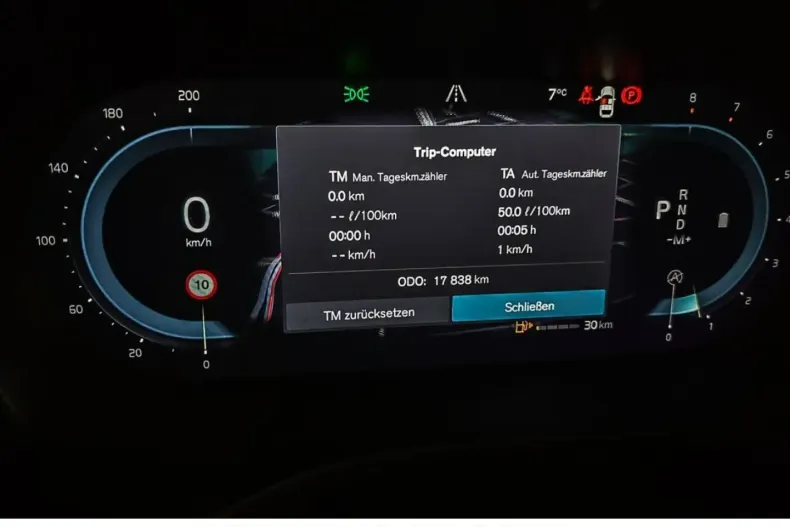 Volvo XC60 din 2023 cu 17.938 km - oferta VOL174520 - foto 12