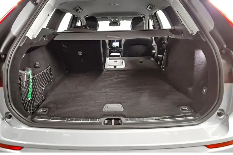 Volvo XC60 din 2023 cu 17.938 km - oferta VOL174520 - foto 14