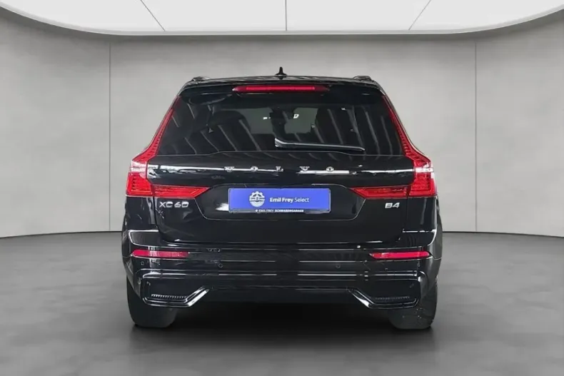 Volvo XC60 din 2023 cu 52.471 km - oferta VOL174521 - foto 2