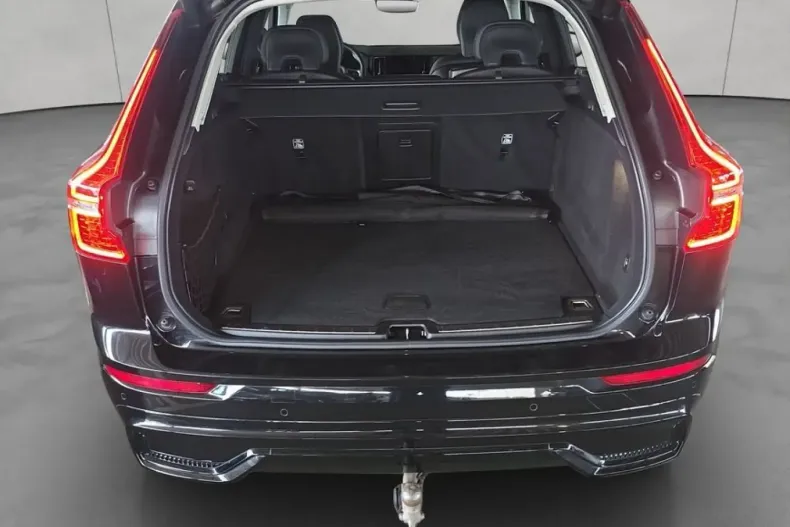 Volvo XC60 din 2023 cu 52.471 km - oferta VOL174521 - foto 3