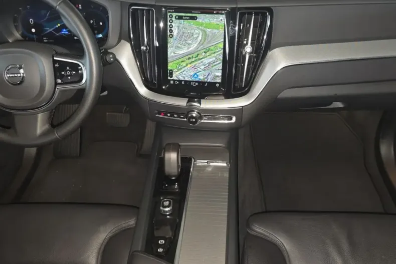 Volvo XC60 din 2023 cu 52.471 km - oferta VOL174521 - foto 11