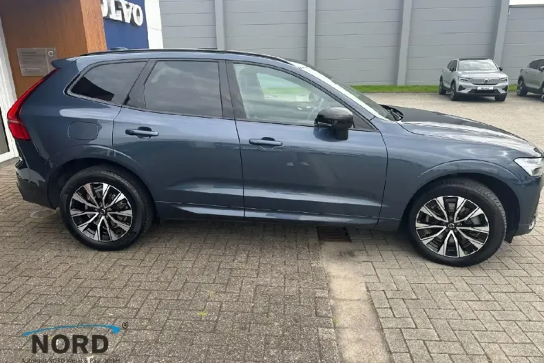Volvo XC60 din 2022 cu 43.470 km - oferta VOL174524 - foto 3