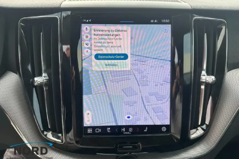 Volvo XC60 din 2022 cu 43.470 km - oferta VOL174524 - foto 9