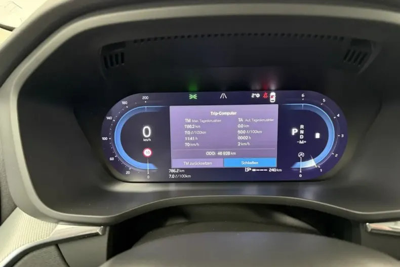 Volvo XC60 din 2023 cu 46.980 km - oferta VOL174525 - foto 12