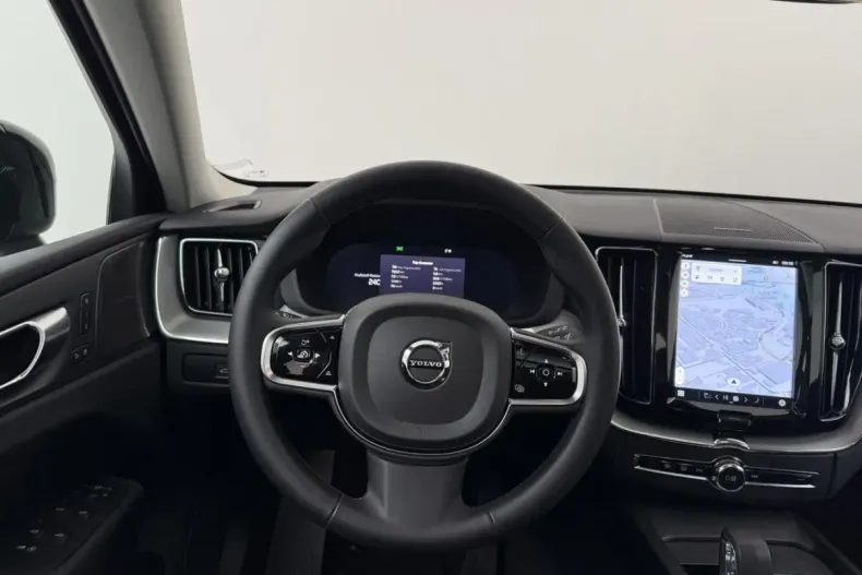 Volvo XC60 din 2023 cu 46.980 km - oferta VOL174525 - foto 19