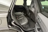 Volvo XC60 din 2023 cu 46.980 km - oferta VOL174525 - foto 25