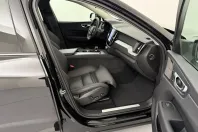 Volvo XC60 din 2023 cu 46.980 km - oferta VOL174525 - foto 26