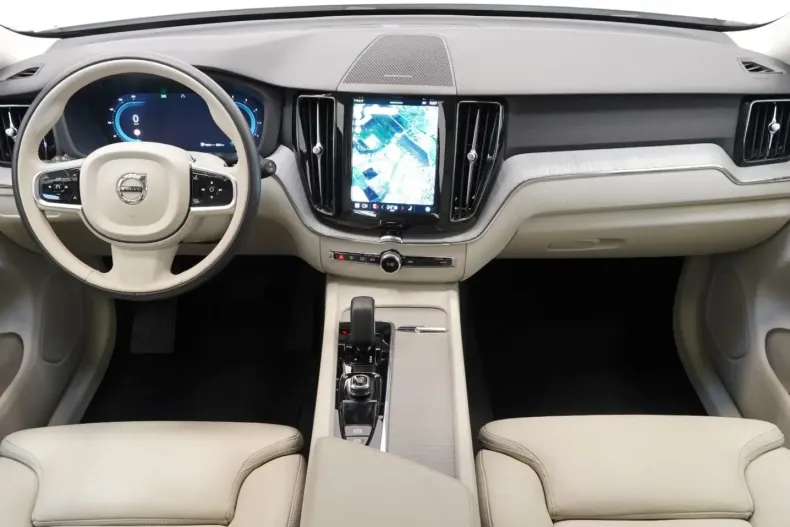 Volvo XC60 din 2023 cu 33.573 km - oferta VOL174526 - foto 9