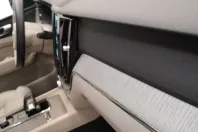 Volvo XC60 din 2023 cu 33.573 km - oferta VOL174526 - foto 11