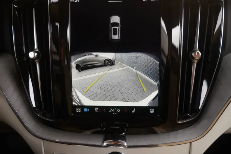 Volvo XC60 din 2023 cu 33.573 km - oferta VOL174526 - foto 19