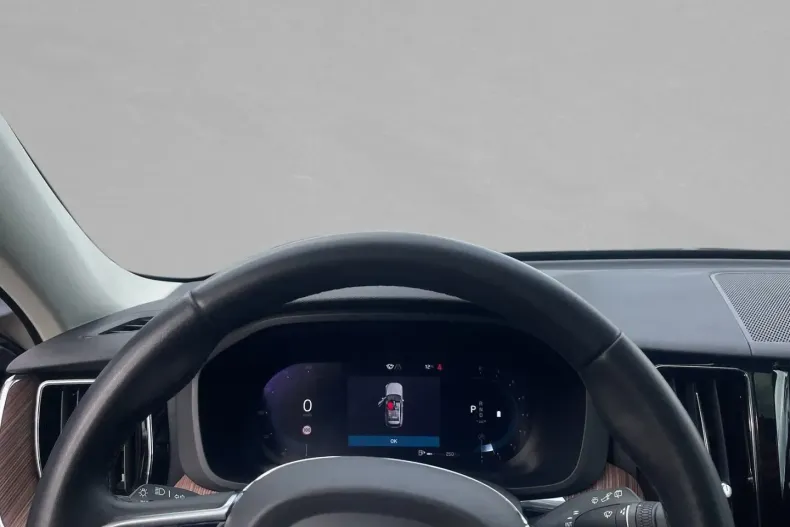 Volvo XC60 din 2022 cu 28.750 km - oferta VOL174529 - foto 9