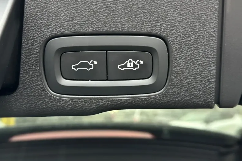 Volvo XC60 din 2023 cu 52.800 km - oferta VOL174531 - foto 19