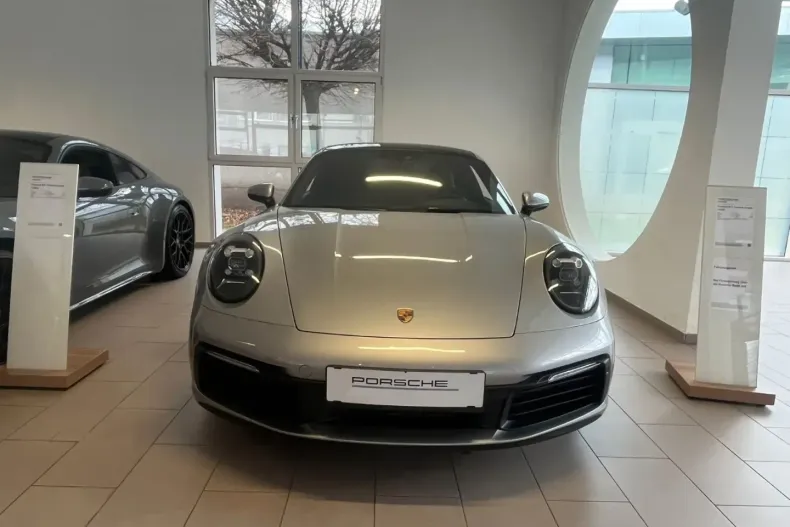 Porsche 992 din 2024 cu 13.250 km - oferta POR174532 - foto 2