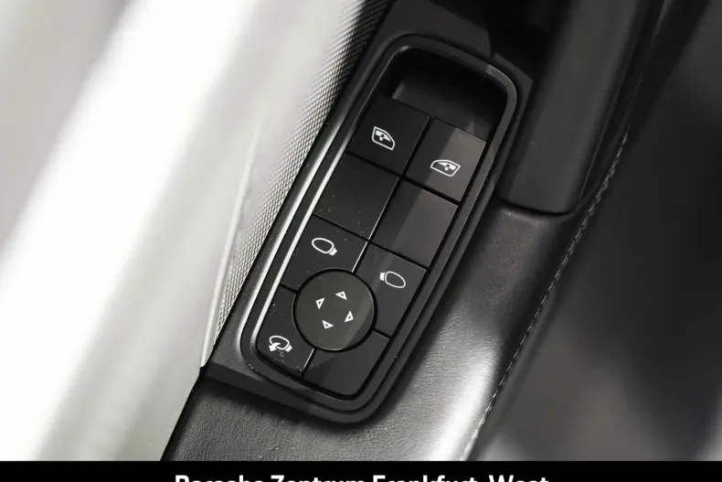 Porsche 992 din 2025 cu 16.600 km - oferta POR174536 - foto 32