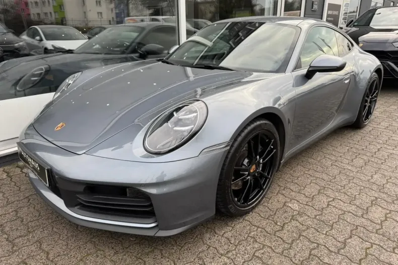 Porsche 992 din 2025 cu 18.009 km - oferta POR174537 - foto 1
