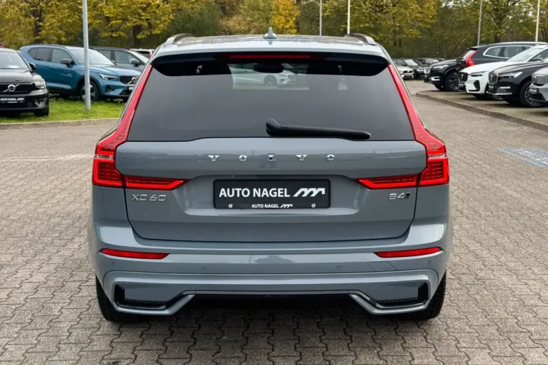 Volvo XC60 din 2022 cu 58.387 km - oferta VOL174538 - foto 5