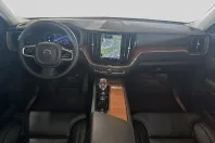 Volvo XC60 din 2023 cu 34.970 km - oferta VOL174540 - foto 9