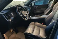Volvo XC60 din 2023 cu 40.620 km - oferta VOL174542 - foto 3