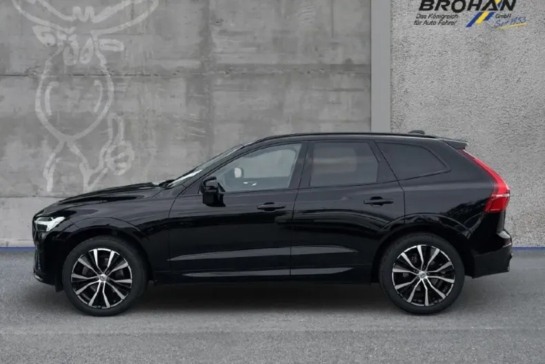 Volvo XC60 din 2023 cu 44.095 km - oferta VOL174546 - foto 3